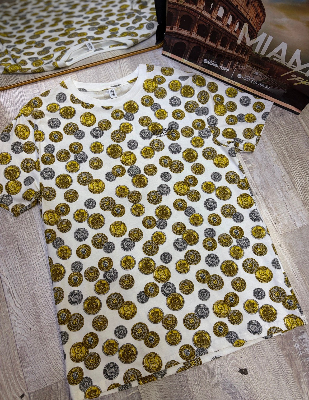 Polera Moschino