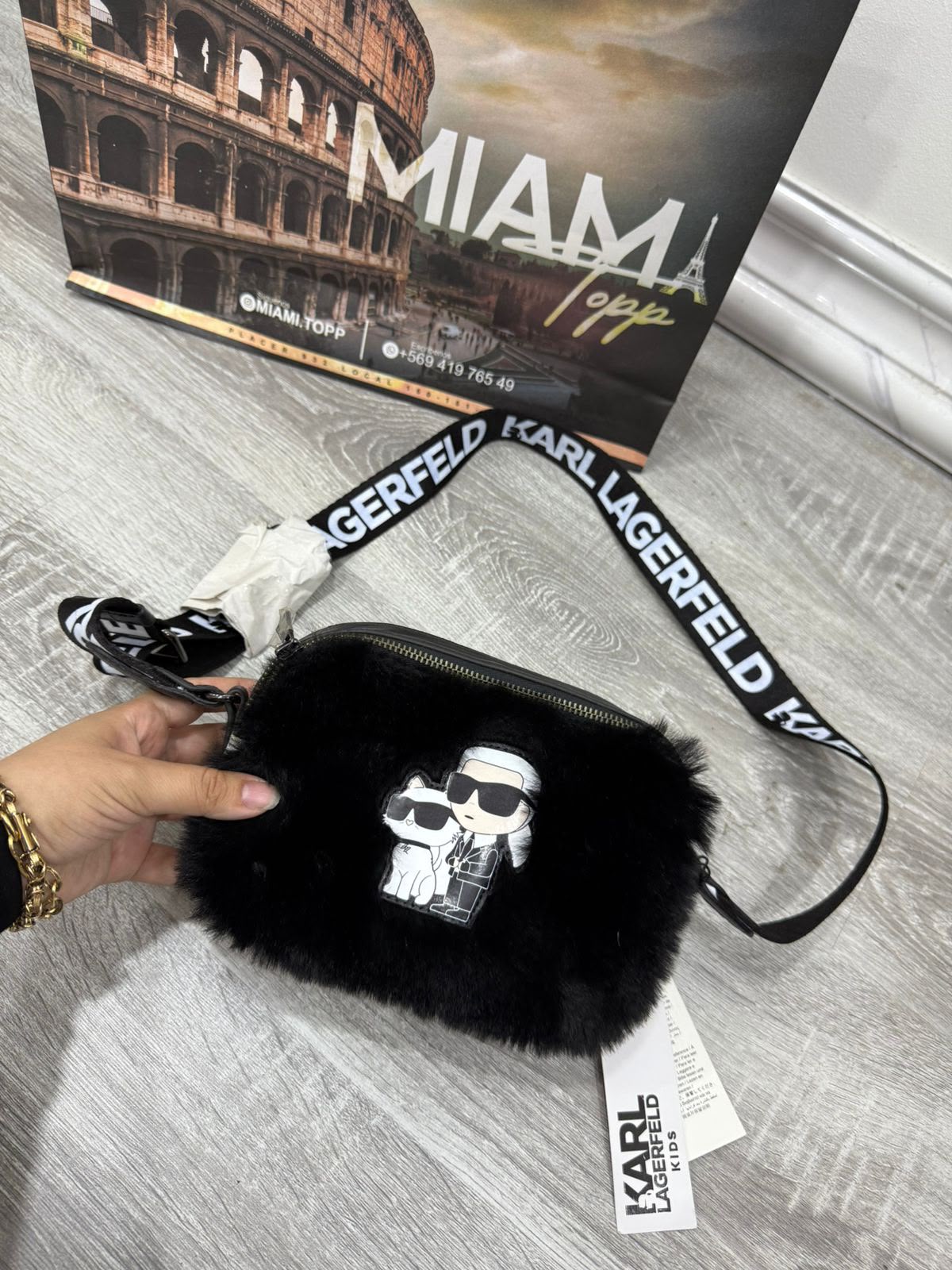 Cartera  Karl Lagerfeld