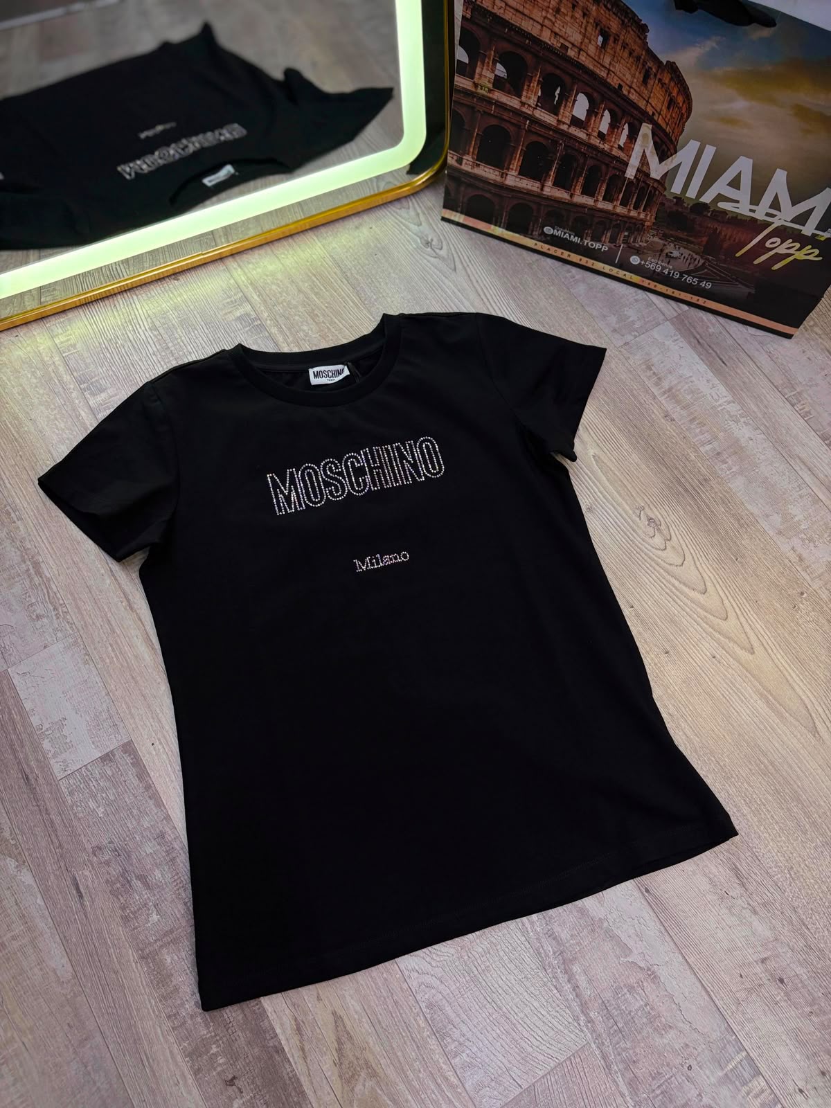 Polera Moschino Milano